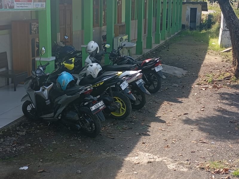 Halaman Sekolah